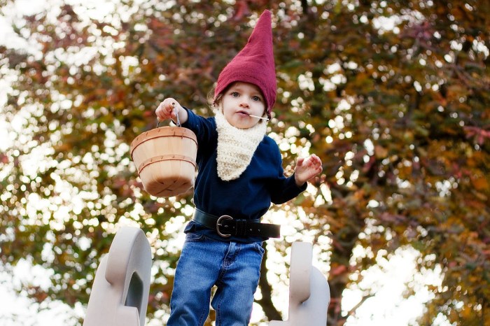 Lawn gnome costume diy